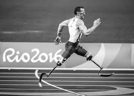 runner with prosthetic leg